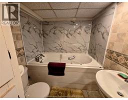 7098 Eighth LINE - 27