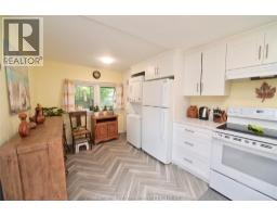 49 Erie STREET South - 13