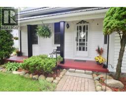 49 Erie STREET South - 3