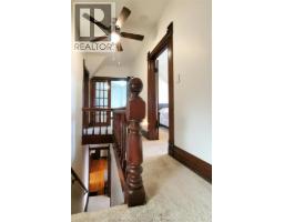 3 Lansdowne AVENUE - 19