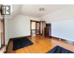 3 Lansdowne AVENUE - 23