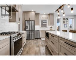 300 DAVIES STREET East - 16