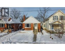 33 WILSON AVENUE - 2