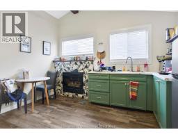 18699 Erie Shore DRIVE - 37