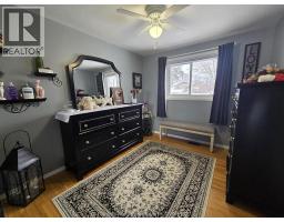 92 WHIPPOORWILL CRESCENT - 26