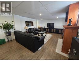 92 WHIPPOORWILL CRESCENT - 31