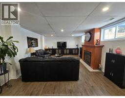 92 WHIPPOORWILL CRESCENT - 34