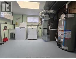 92 WHIPPOORWILL CRESCENT - 36