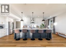 221 Erie STREET South - 10