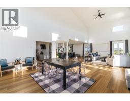 221 Erie STREET South - 16