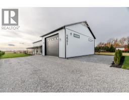 221 Erie STREET South - 2