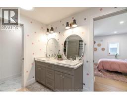 221 Erie STREET South - 38