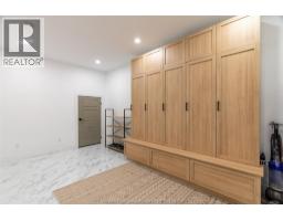 221 Erie STREET South - 7