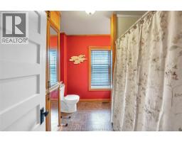 154 Grand AVENUE East - 32