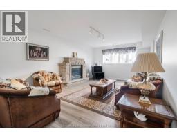 60 PARKVIEW COURT - 33