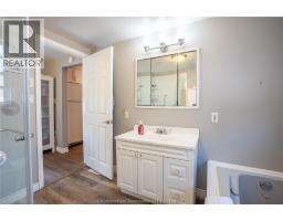 523 Bayview AVENUE - 12