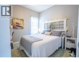 523 Bayview AVENUE - 13