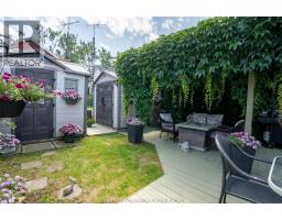 523 Bayview AVENUE - 28