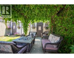 523 Bayview AVENUE - 32