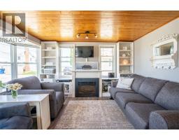 523 Bayview AVENUE - 4