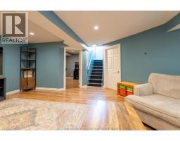 695 BLOOMFIELD ROAD - 22