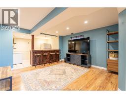 695 BLOOMFIELD ROAD - 23