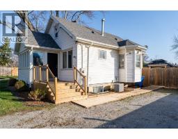 695 BLOOMFIELD ROAD - 3