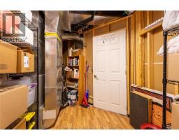 695 BLOOMFIELD ROAD - 33