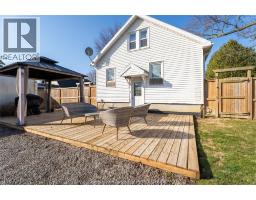 695 BLOOMFIELD ROAD - 34