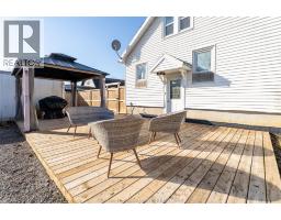 695 BLOOMFIELD ROAD - 36