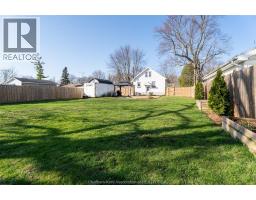 695 BLOOMFIELD ROAD - 41