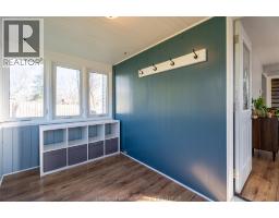 695 BLOOMFIELD ROAD - 5