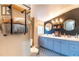 35 Llydican AVENUE - 16