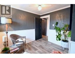 8 Ebenezer STREET East - 32