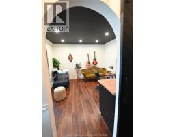 8 Ebenezer STREET East - 9