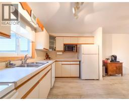 426 Victoria AVENUE - 17