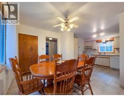 426 Victoria AVENUE - 23