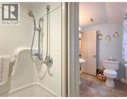 426 Victoria AVENUE - 39