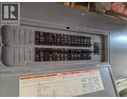 426 Victoria AVENUE - 40