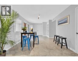 37 ORANGEWOOD BOULEVARD North - 10