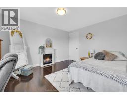 37 ORANGEWOOD BOULEVARD North - 18