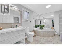 37 ORANGEWOOD BOULEVARD North - 21