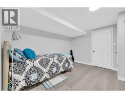 37 ORANGEWOOD BOULEVARD North - 32