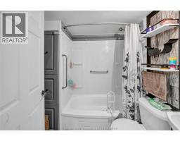 41 Chatham STREET South - 37