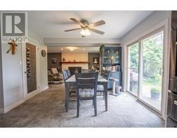 119 HEDGE MAPLE Path - 27