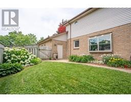 119 HEDGE MAPLE Path - 8