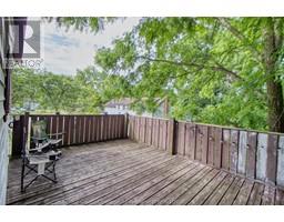 11641 Longwoods ROAD - 12