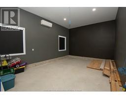 4011 DUFFERIN AVENUE - 38