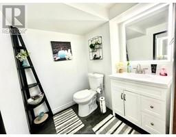 30 LILLIAN STREET - 26