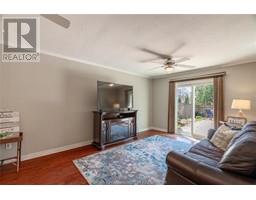 70 Northland DRIVE - 18